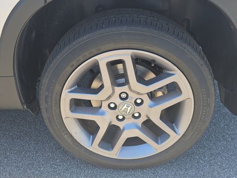Used 2023 Honda Passport EX-L image 34
