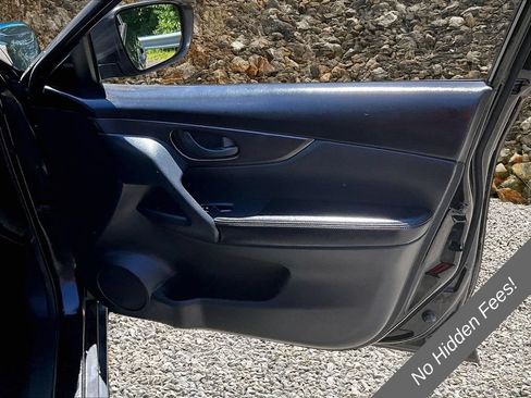 Used 2019 Nissan Rogue S AWD/4WD image 20