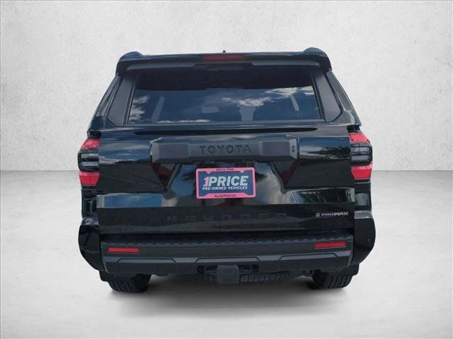 Used 2025 Toyota 4Runner TRD Off-Road Premium AWD/4WD image 7