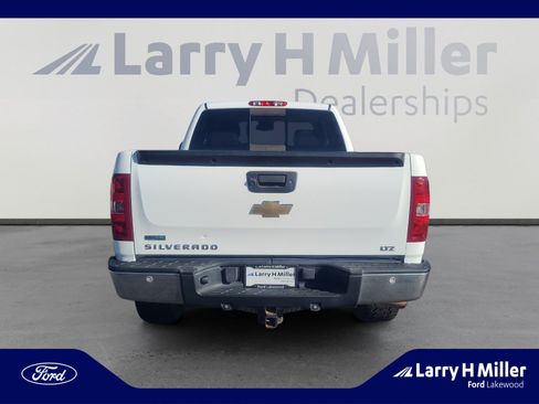 Used 2011 Chevrolet Silverado 1500 LTZ w/ LTZ Plus Package image 4