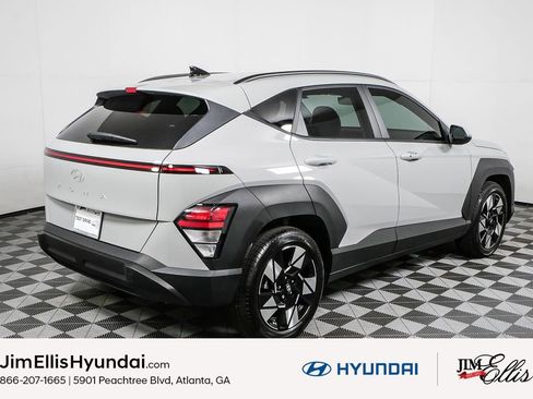 Certified 2025 Hyundai Kona SEL image 5