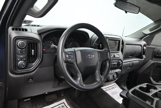 Used 2019 Chevrolet Silverado 1500 Custom Trail Boss w/ Custom Convenience Package AWD/4WD image 12