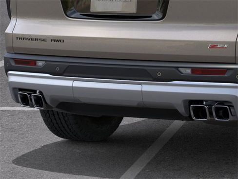 New 2026 Chevrolet Traverse Z71 image 14