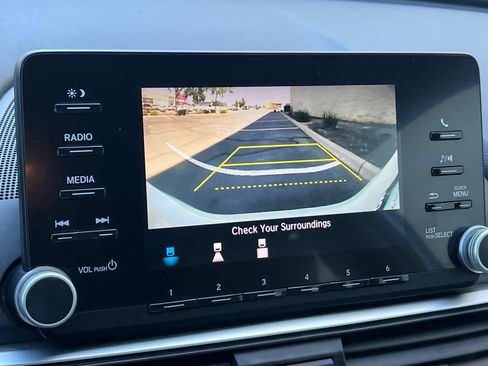 Used 2020 Honda Accord LX image 19