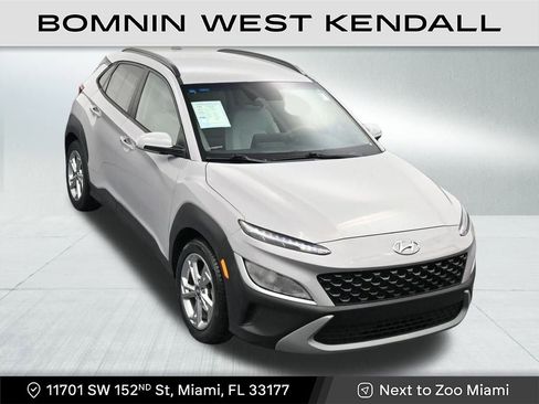 Used 2022 Hyundai Kona SEL image 18
