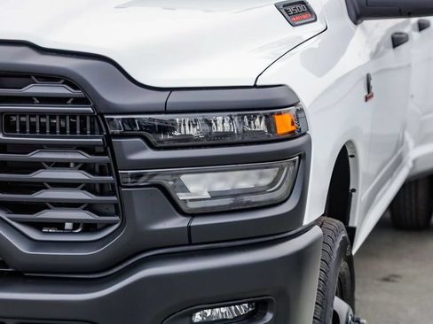 New 2026 RAM 3500 Tradesman AWD/4WD image 5