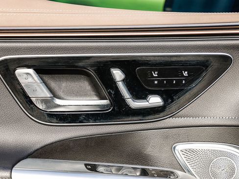 Certified 2023 Mercedes-Benz EQE 350+ 4MATIC SUV w/ AMG Line Exterior Package image 22