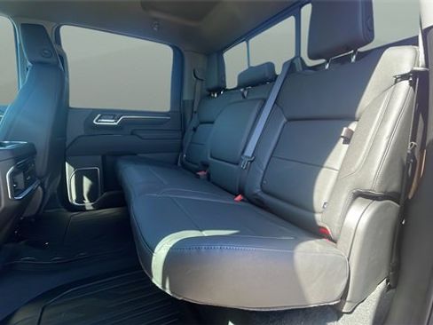 New 2026 GMC Sierra 2500 SLT w/ SLT Premium Package image 39