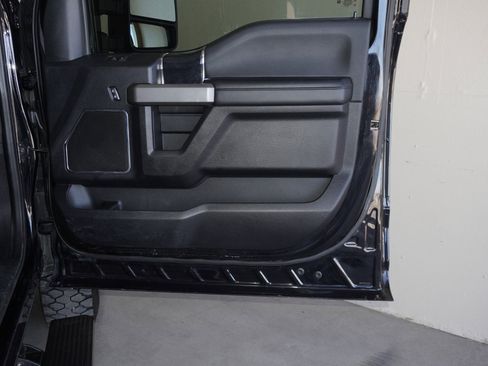 Used 2020 Ford F450 Platinum w/ FX4 Off-Road Package image 43