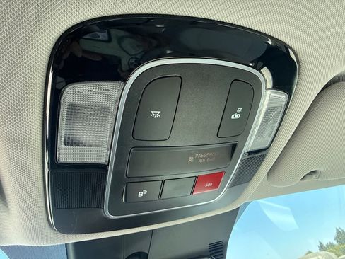 Used 2025 Hyundai Sonata SEL FWD image 25