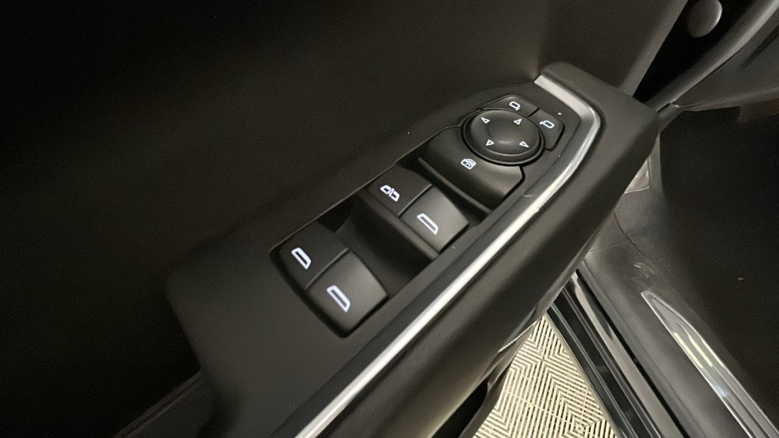 Used 2023 GMC Sierra 1500 Elevation AWD/4WD image 12