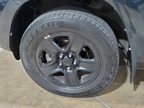 Used 2009 Toyota RAV4 2WD V6 image 32
