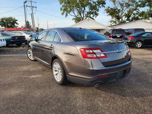 Used 2015 Ford Taurus Limited FWD image 7