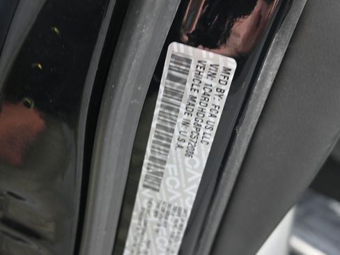 Used 2023 Dodge Durango GT image 15