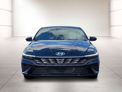 New 2026 Hyundai Elantra Sport FWD image 12