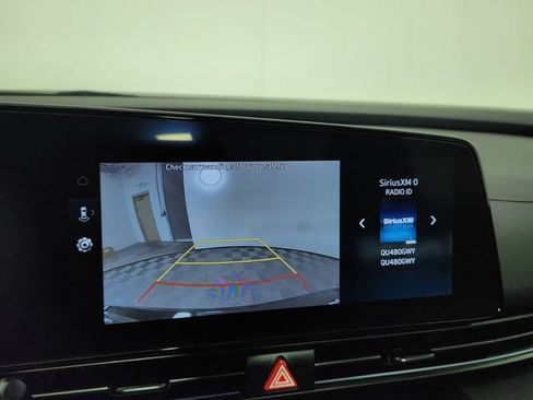 Certified 2025 Hyundai Elantra SEL FWD image 26