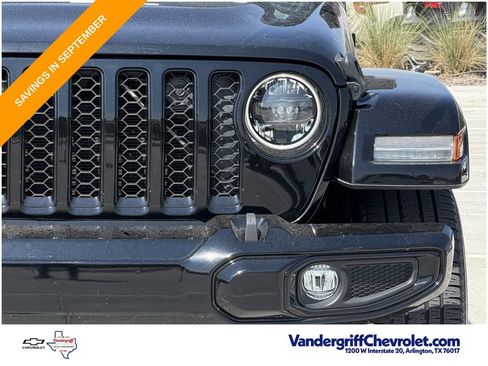 Used 2023 Jeep Gladiator Overland AWD/4WD image 8