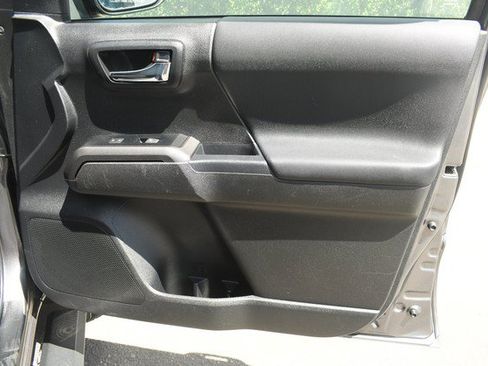 Certified 2023 Toyota Tacoma TRD Sport AWD/4WD image 23