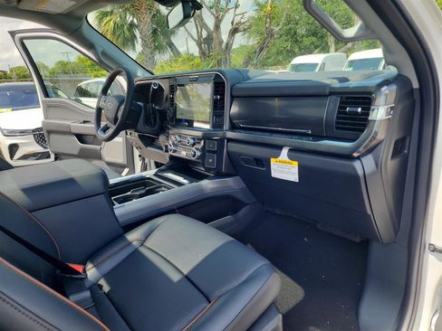 New 2025 Ford F350 Lariat w/ Lariat Ultimate Package image 24