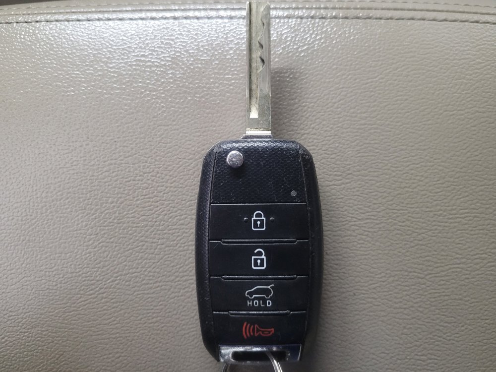Used 2019 Kia Sorento FWD image 32