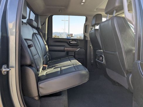 Used 2020 GMC Sierra 2500 Denali w/ Denali Ultimate Package image 19