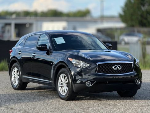 Used 2017 INFINITI QX70 AWD image 1
