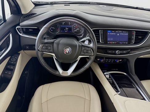 Used 2023 Buick Enclave Essence FWD image 26