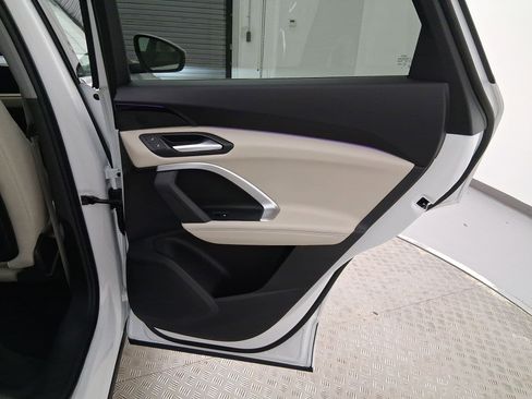 Certified 2025 Audi Q5 Premium w/ Convenience Package image 27