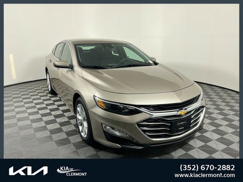 Used 2025 Chevrolet Malibu LT image 1