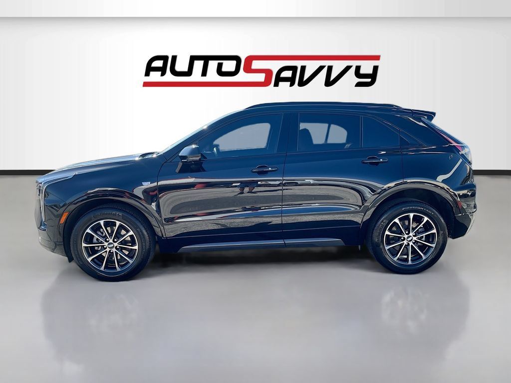 Used 2025 Cadillac XT4 Sport FWD image 4