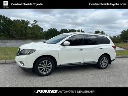 Used 2016 Nissan Pathfinder SL