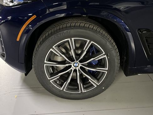 New 2026 BMW X5 M60i image 10