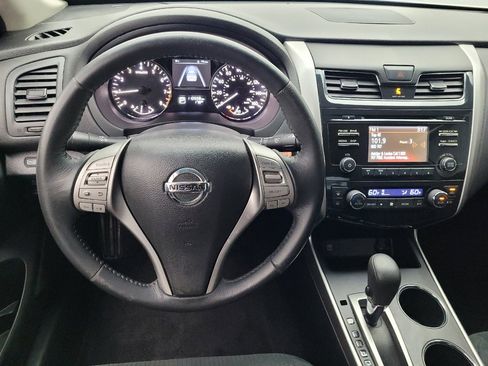 Used 2015 Nissan Altima 2.5 SV FWD image 22
