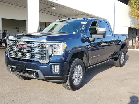 Used 2022 GMC Sierra 2500 Denali w/ Denali Ultimate Package image 8