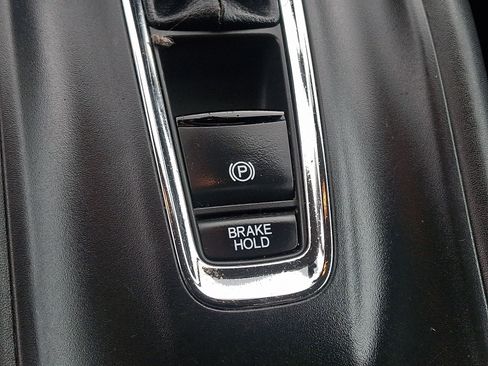 Used 2020 Honda HR-V EX-L image 24