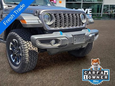 Used 2024 Jeep Wrangler Unlimited Rubicon 4xe AWD/4WD image 8