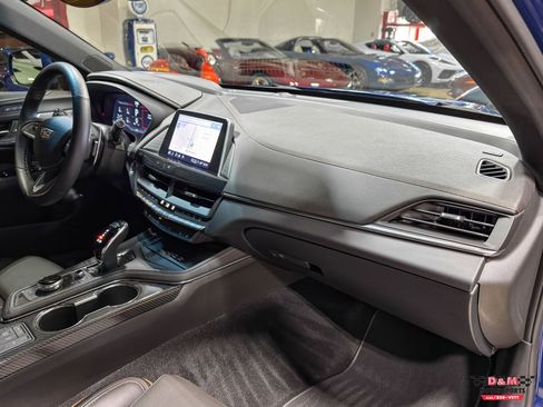 Used 2023 Cadillac CT4 V w/ Navigation Package image 15