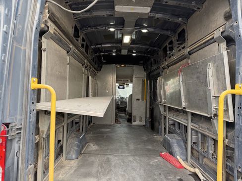 Used 2019 Ford Transit 250 148 High Roof Extended image 25