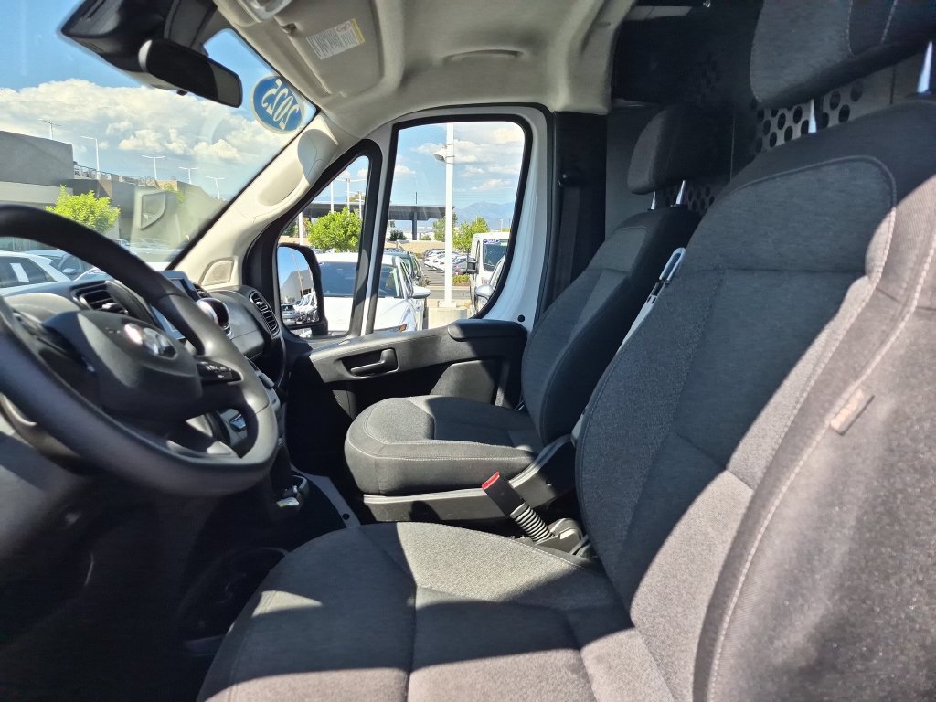 Used 2025 RAM ProMaster 2500 w/ U-Haul Equipment Group FWD image 15
