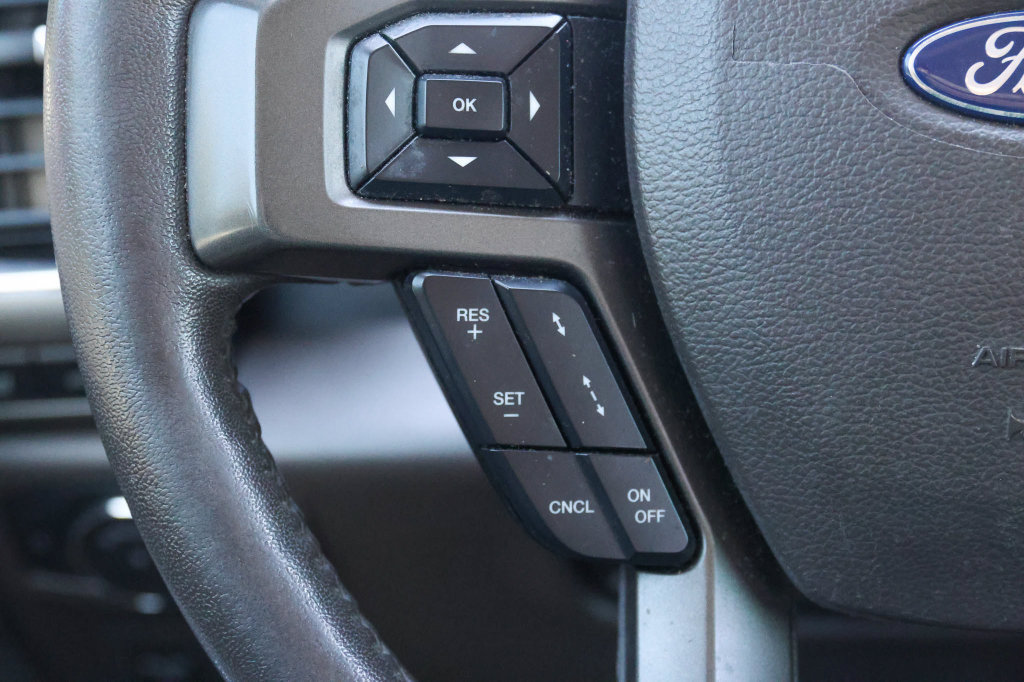 Used 2019 Ford Expedition Max XLT w/ Equipment Group 202A AWD/4WD image 28