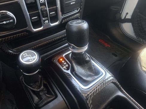 Used 2020 Jeep Wrangler Unlimited Sport AWD/4WD image 15