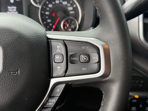 Used 2025 RAM 2500 Big Horn AWD/4WD image 18