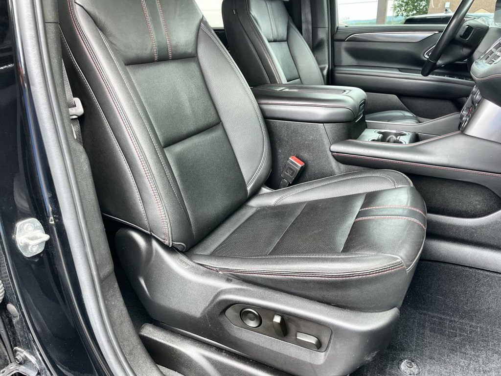 Used 2022 Chevrolet Tahoe RST w/ Luxury Package AWD/4WD image 29