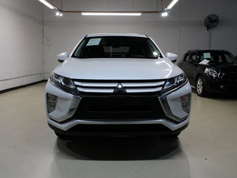 Used 2020 Mitsubishi Eclipse Cross ES image 5
