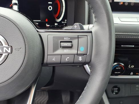 Used 2024 Nissan Rogue SL image 21