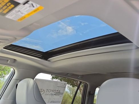New 2026 Toyota Highlander XLE AWD/4WD image 31