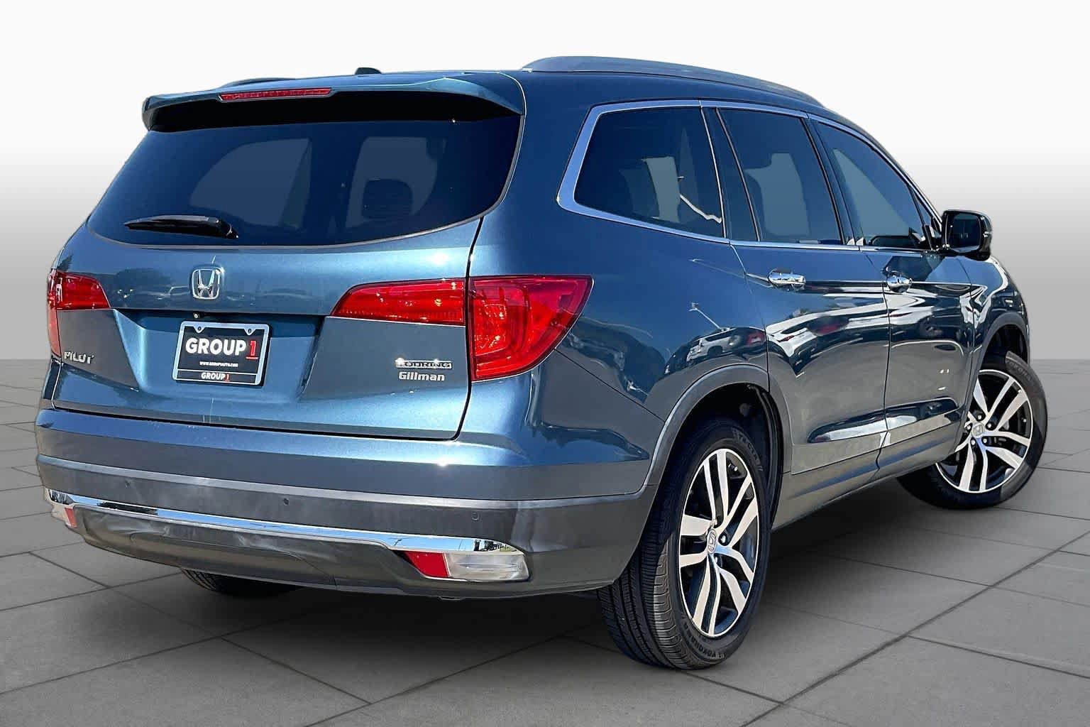 Used 2016 Honda Pilot Touring image 12