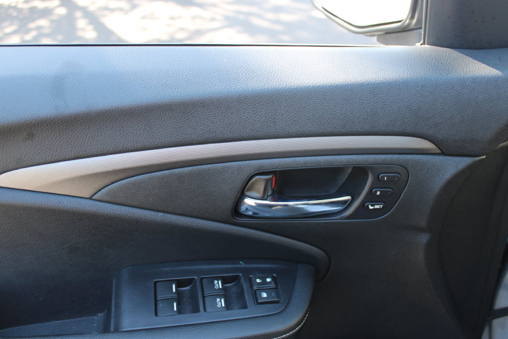 Used 2025 Honda Ridgeline RTL image 12