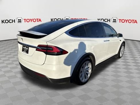 Used 2020 Tesla Model X Long Range image 7