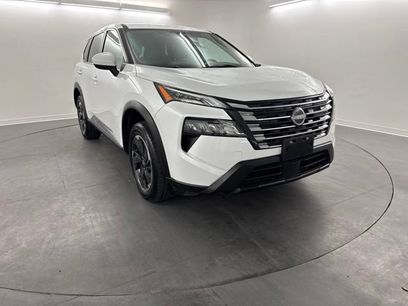Used 2024 Nissan Rogue SV